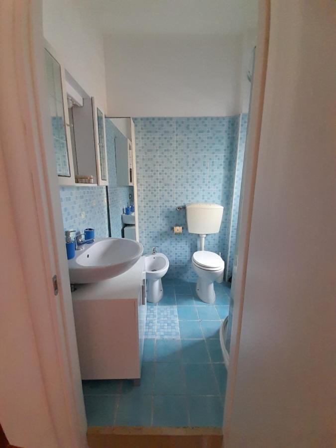 バーリA Casa Di Sabryアパートメント エクステリア 写真